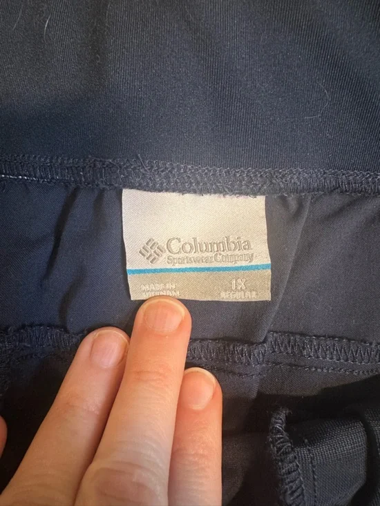 Columbia Women's Plus Size Leslie Falls Joggers - Picture 3 of 11